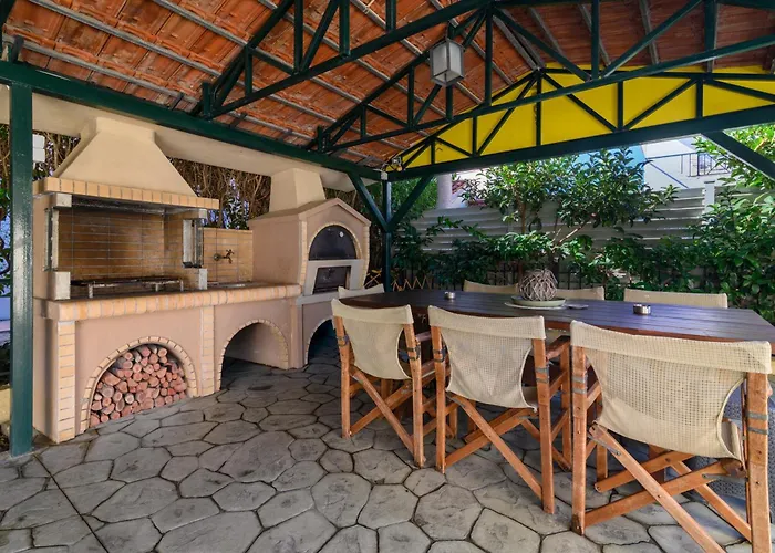 Del Mar Villa